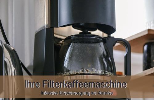 Hockelheim Apartamento | Ferienhaus Höckelheim - FeWo Blaue Lagune - neu, modern & geräumig - 100 qm - 3 Schlafzimmer - bis 6 Gäste, Babies reisen gratis - Garten, Grill & Terrasse - Fußbodenheizung - Smart-TV - Küche mit Backofen, Spülmaschine & Toaster - nahe Göttingen