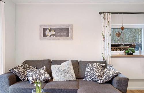Varel Apartamento | Ferienhaus Im Grünen