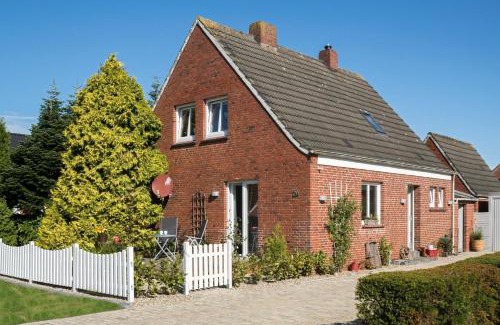 Dornum Casa | Ferienhaus In Schwittersum Mit Großem Garten Und Panoramablick