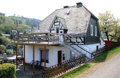 Schwalefeld Casa | Ferienhaus en Willingen con jardín propio