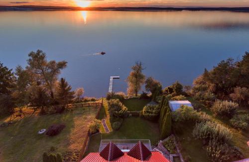 Kruklanki Casa | Ferienhaus Malgosia direkt am See