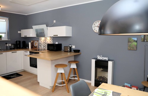Bad Fredeburg Apartamento | Ferienhaus mit 52qm, 1 Schlafzimmer, 2 Terrassen, Max. 2 Personen