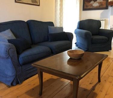 Grabri Casa | Ferienhaus Mit Kamin In Der Stadt Roc