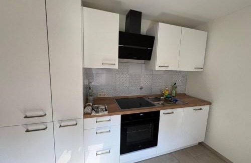 Nord Apartamento | Ferienhaus nähe Stadtpark, renoviert, Businesswohnung, Monteurwohnung, Geschäftsreisendewohnung, Garten, Balkon,Parkplatz
