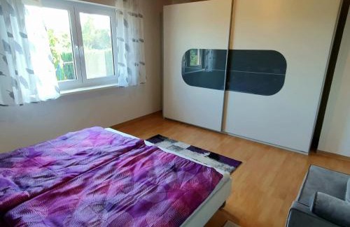 Dorsdorf Casa | Ferienhaus Regina im Bohnental