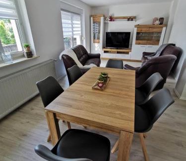 Nuenchritz Casa | Ferienhaus Rosmarie am Elbradweg