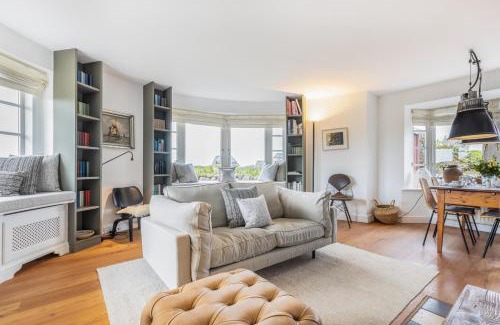 Rantum Casa | Ferienhaus Seehaus Sylt - Urlaubszauber in den Dünen mit fantastischem Meerblick