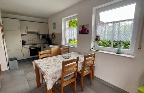 Hamswehrum Casa | Ferienhaus Seehund en la costa este del mar del Norte de Frisia con 3 dormitorios