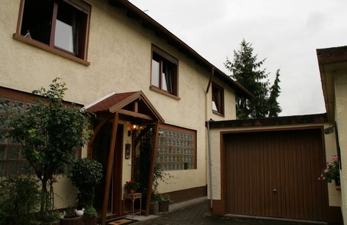 Hassloch Casa | Ferienhaus Susanne mit Garten und Pool