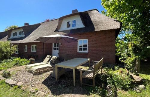 Suderhoft Casa | Ferienhaus Tante Elses - Ruhe & Erholung zwischen den Meeren - gemütliche & stilvolle Ausstattung