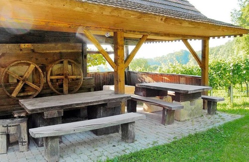 Tieschen Apartamento | Ferienhaus- Weinhof, Pachler Margret - Ferienwohnung