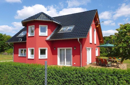 Selchow Casa | Ferienhaus Zum roten Adler en Storkow