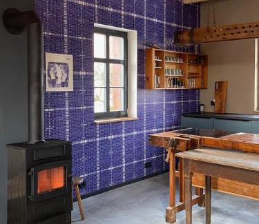 Hirschfeld Apartamento | Ferienhof Stall & Sterne, Ferienwohnungen in der Scheune und Tinyhäuser