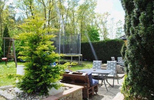 Ostseebad Baabe Apartamento | Ferienhus Baabe FeWo 02 Terrasse, gratis Nutzung vom AHOI Erlebnisbad und Sauna in Sellin