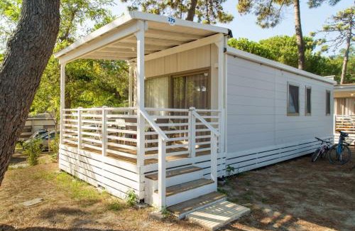 Zadina Pineta Casa | Ferienpark Cesenatico Mobilehome Giove für 5 Personen