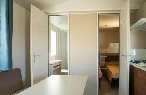 Zadina Pineta Casa | Ferienpark Cesenatico Mobilehome Orione für 5 Personen
