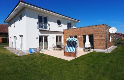 Hohen Wieschendorf Casa | Ferienvilla In Hohenkirchen Mit Privatem Pool Birdieweg 11A