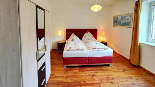 Sankt Johann im Saggautal Apartamento | Ferienwohnung Stelzl