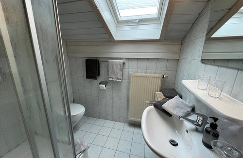 Konigssee Apartamento | Apartamento Watzmann, 1 a 2 personas, 34 metros cuadrados, balcón, ático
