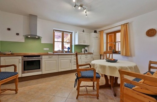 Unterschonau Apartamento | Apartamento para 2-6 pers., 114 metros cuadrados, dos baños, baño u. Ducha, sep. WC, 3 sep. dormitorio