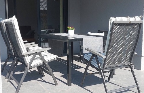 Nussdorf am Attersee Apartamento | Ferienwohnung mit Terrasse am Attersee - Badeplatz "zeller Aufsatz" 5 Minuten