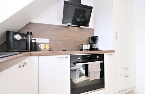Neuhaus Apartamento | Ferienwohnung mit Terrasse in Strandnaher Lage