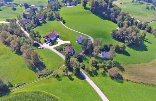 San Lorenzo di Sebato Apartamento | Ferienwohnungen Schlosshäusl