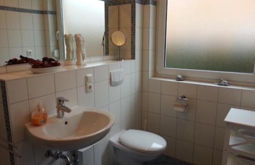 Ueckeritz Apartamento | Ferienwohnung ÜckeRitz bei Familie Habben mit PKW Stellplatz