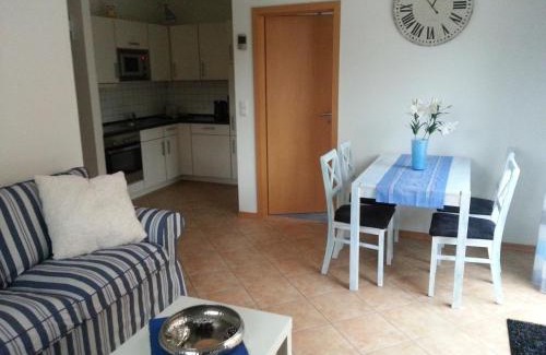 Ueckeritz Apartamento | Ferienwohnung ÜckeRitz bei Familie Habben mit PKW Stellplatz