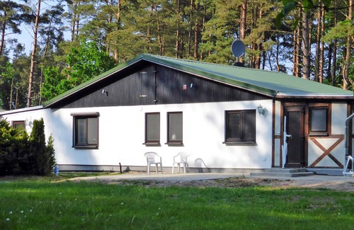 Bodstedt Apartamento | Ferienwohnung 1 - Ferienhaus am Waldessaum