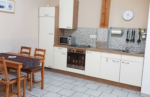 Grabenstatt Apartamento | Ferienwohnung 1 im Dachgeschoss für 2 - 4 Personen, 70 qm, mit 2 sep. Schlafzimmern