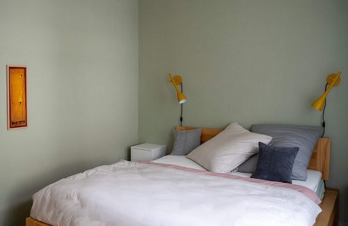 Outer Neustadt Apartamento | Ferienwohnung 1 mit 75 qm, 2 Schlafzimmer, 1 Wohn-schlafzimmer, Max. 6 Personen