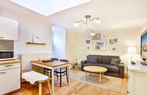 Tribseer Vorstadt Apartamento | Ferienwohnung 2 - Ferienwohnungen Tribseer Damm 6