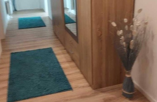Furth Apartamento | Ferienwohnung 3 Grau - Ferienwohnungen in Chemnitz