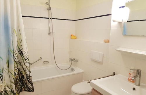Lobbe Apartamento | Ferienwohnung 5 im Strandhaus Lobbe