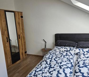 Mornsheim Apartamento | Ferienwohnung 55qm Mörnsheim