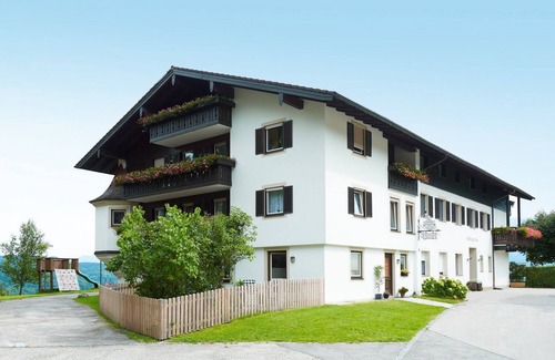 Aufham Apartamento | Apartamento 6 "Untersberg", para no fumadores, 2 habitaciones, TV vía satélite, 4 estrellas, máx. 6 personas