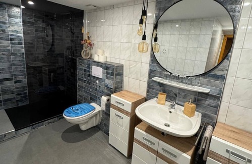 Bobrach Apartamento | Ferienwohnung 60qm mit Zwei Schlafzimmern und Wohnküche