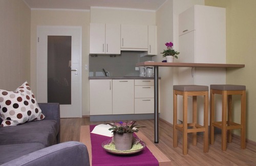 Aufham Apartamento | Apartamento 8 "Chiemsee", para no fumadores, 2 habitaciones, TV vía satélite, 4 estrellas, máx. 6 personas