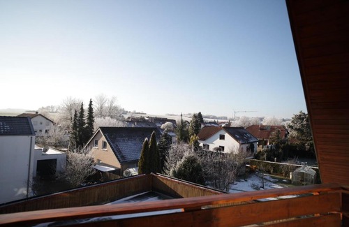 Aalen Apartamento | Ferienwohnung AA-Waldhausen DG