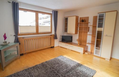 Navis Apartamento | Ferienwohnung Alpenblick