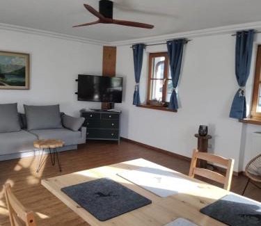 Kreuzfeld Apartamento | Ferienwohnung Alpenidylle - Chiemgau Karte