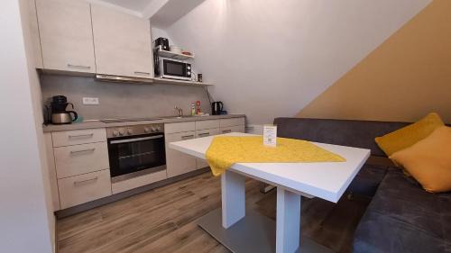 Frickenfelden Apartamento | Ferienwohnung am Altmühlsee