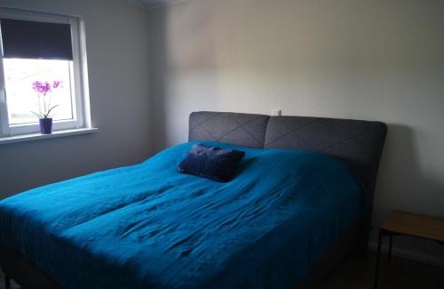 Wiefelstede Apartamento | Ferienwohnung Am Bienengarten