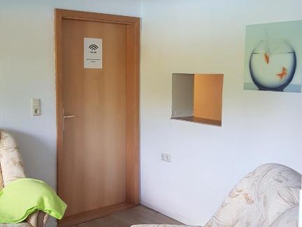 Grossbreitenbach Casa | Ferienwohnung am Schwimmbad