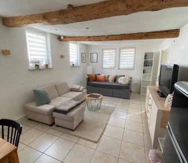 Knoringen Apartamento | Ferienwohnung am Hainbach