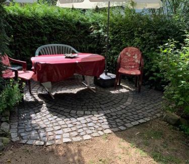 Bruhlervorstadt Apartamento | Ferienwohnung Am Luisenpark