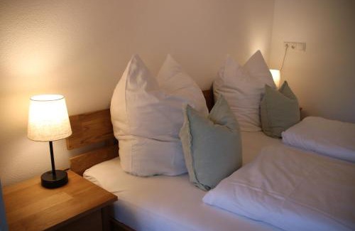 Ichenhausen Apartamento | Ferienwohnung am Storchennest
