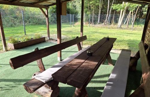 Lengenfeld Apartamento | Ferienwohnung am Wald
