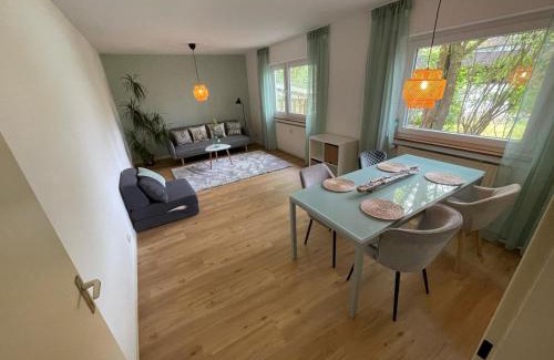 Konen Apartamento | Ferienwohnung Am Waldesrand